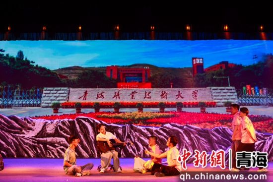 图为演出现场。薛蒂 摄