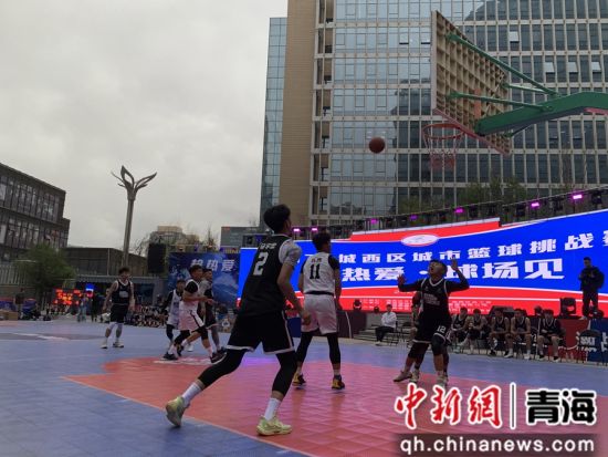 图为开幕式现场。主办方供图 图为开幕式现场。主办方供图