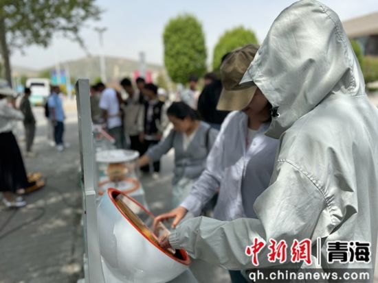 图为活动现场。孙睿 摄 图为活动现场。孙睿 摄