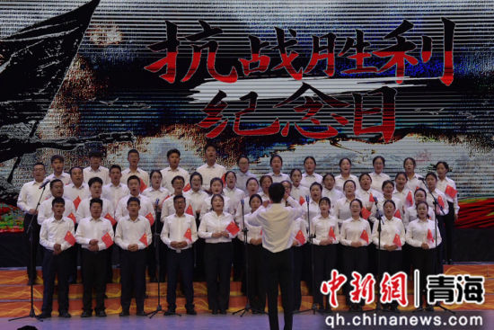 图为歌咏大会现场。果洛州委宣传部 供图