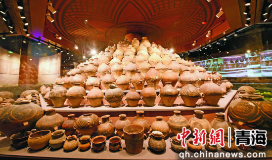 乐都柳湾彩陶。海东市委宣传部供图